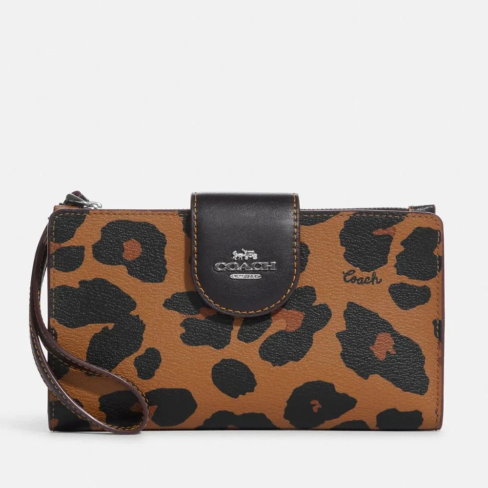 🥰 Coach Tech Wallet With Leopard Print And Signature Canvas Interior - Picture 2 of 10